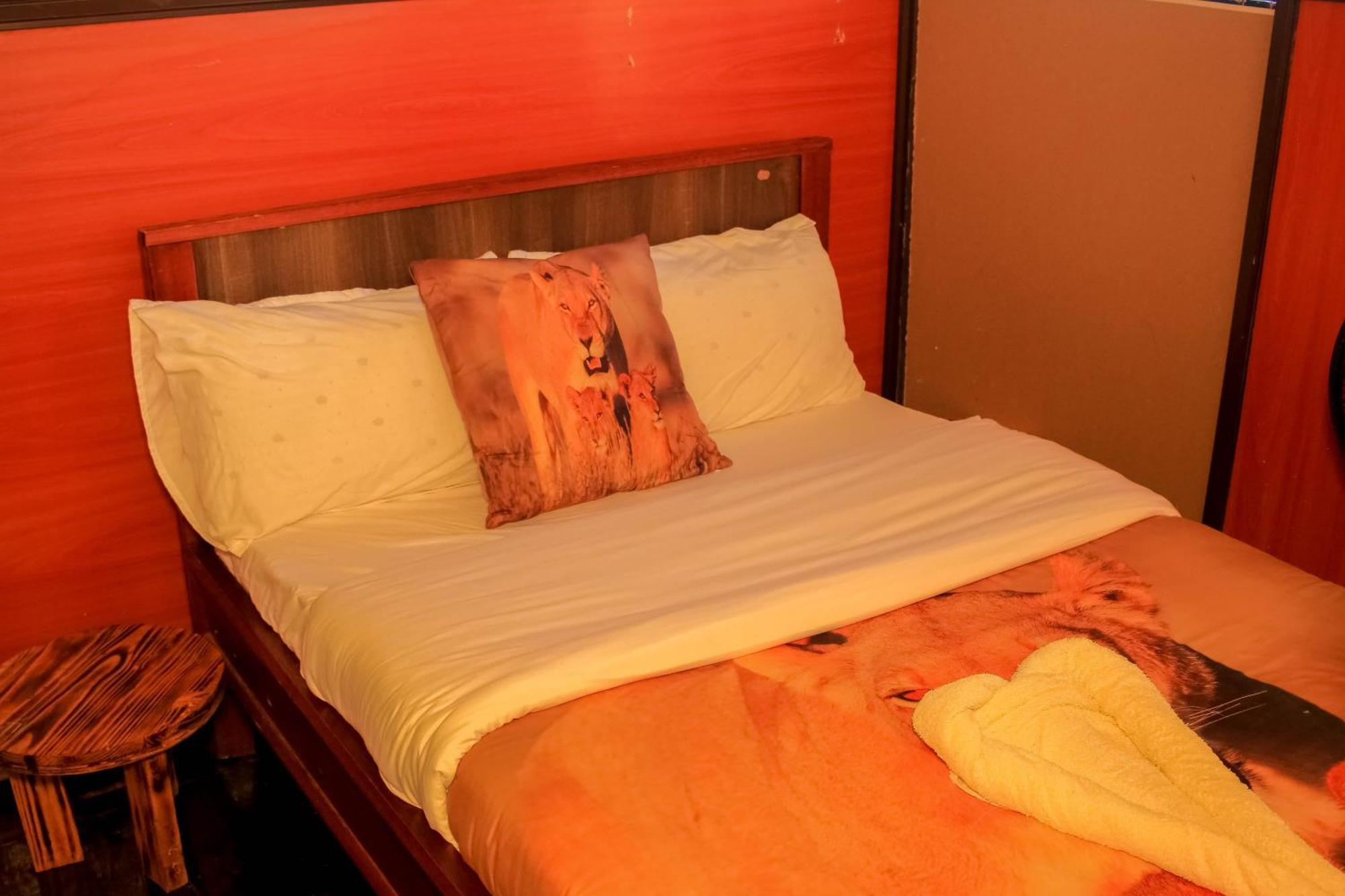 Little Amanya Camp Hotel อัมโบเซลี ภายนอก รูปภาพ