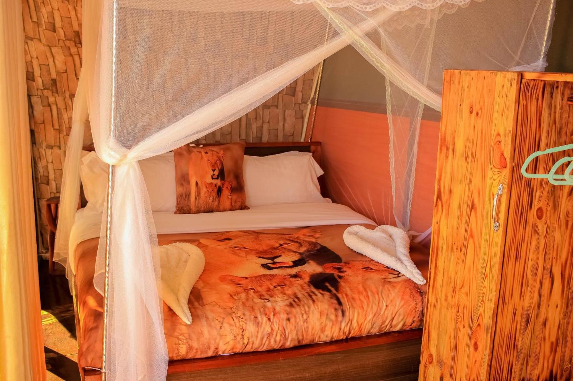 Little Amanya Camp Hotel อัมโบเซลี ภายนอก รูปภาพ