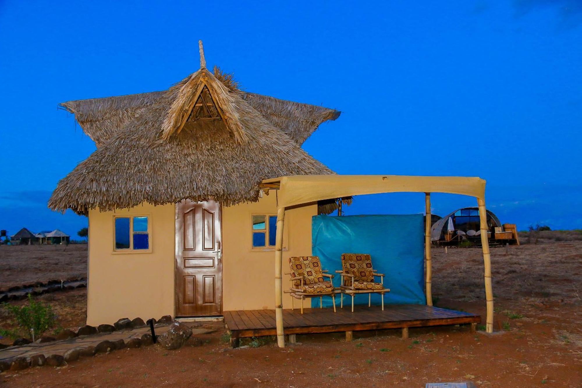 Little Amanya Camp Hotel อัมโบเซลี ภายนอก รูปภาพ
